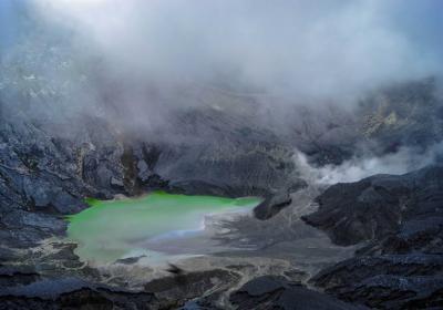 Tangkuban Perahu