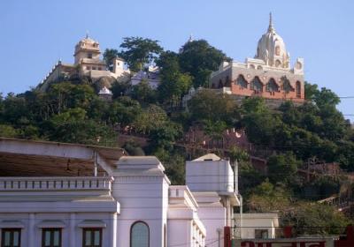 Pisanhari Ki Madiya