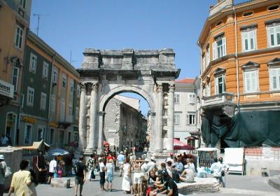 Triumphal Arch Of Sergius
