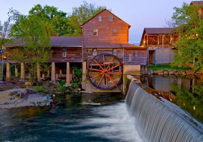The Old Mill Candy Kitchen