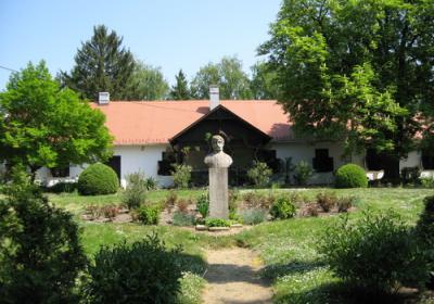 Berzsenyi Museum Park