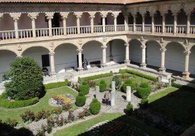 Convento De Las Duenas