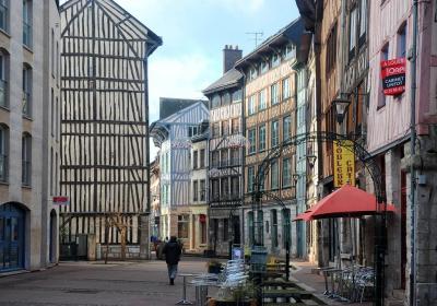 Rue Eau De Robec