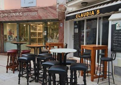 Claudia's Bar