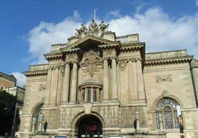 Bristol Museum & Art Gallery