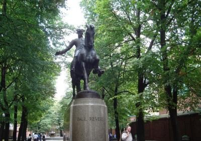 Statue Of Paul Revere