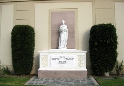 Forest Lawn Memorial Park-Hollywood Hills