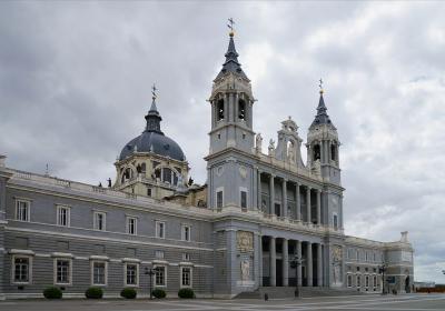 Almudena Cathedral And Crypt