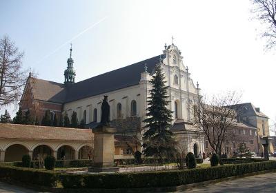Church Of The Holy Cross