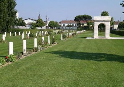 Villanova War Cemetery Ravenna