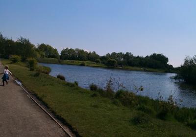 Hendre Lake Park
