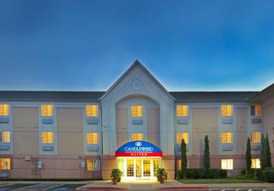 Candlewood Suites Dallas-by The Galleria