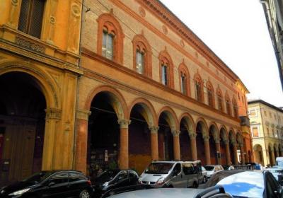 Felicini Palace