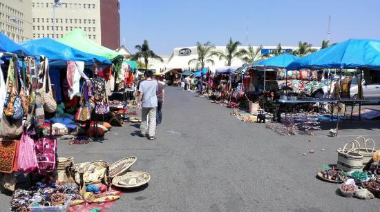 media_gallery-2019-01-9-9-Lusaka_markets_3db383fbc8c2269cba606f074dfdc66b.jpg
