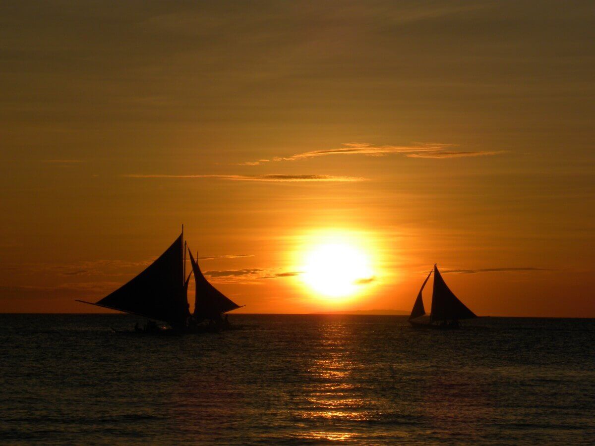 media_gallery-2020-01-21-9-sunset_sailing_boats_sea_travel_vacation_sun_1249428__1__fcf9d3a49527c72d3d3021435fdfa21b.jpg