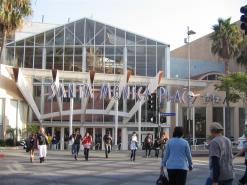 Shop and Dine Santa Monica Place