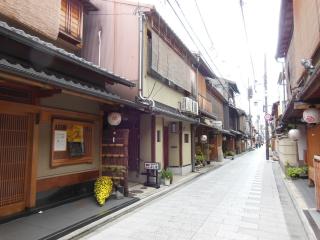 60 minutes Ebisuya Rickshaw tour in Higashiyama, Kyoto