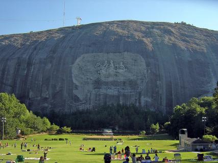 are dogs allowed in stone mountain park