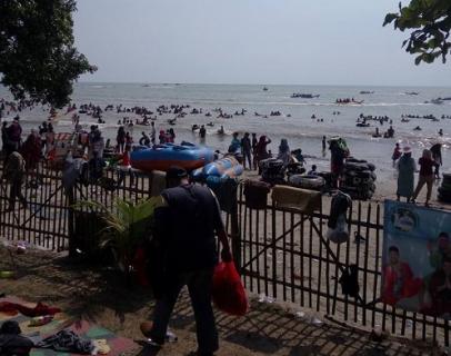 Pantai Legon Prima Anyer, Cinangka | Ticket Price | Timings | Address ...