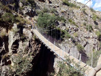 Ruta De Los Calderones (puentes Colgantes), Chulilla | Ticket Price ...