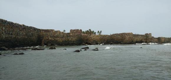 Sindhudurg Fort Malvan Ticket Price Timings Address Triphobo