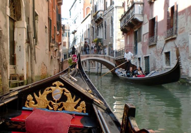Gondola Serenade  With Dinner - Venice