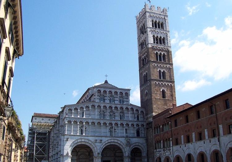 Pisa And Lucca Tour From Siena