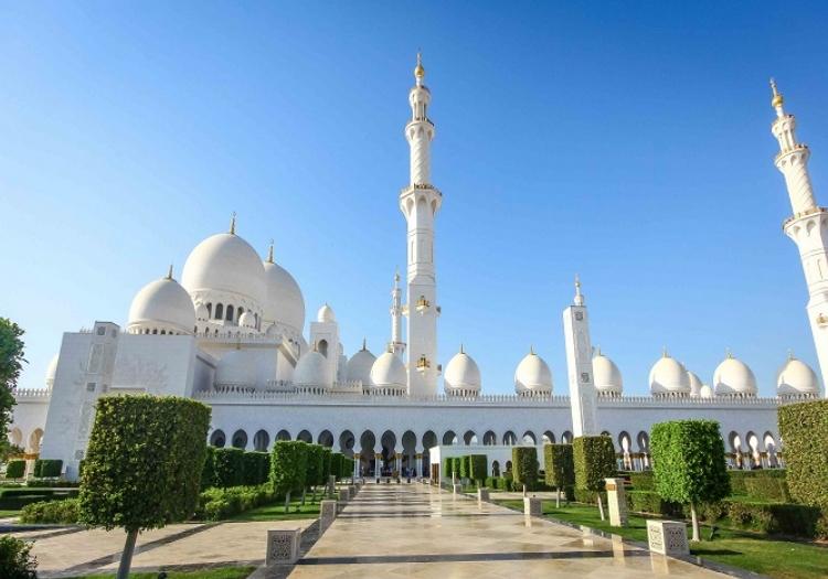 Best Attractions Of Abu Dhabi City Tour From Dubai: Triphobo