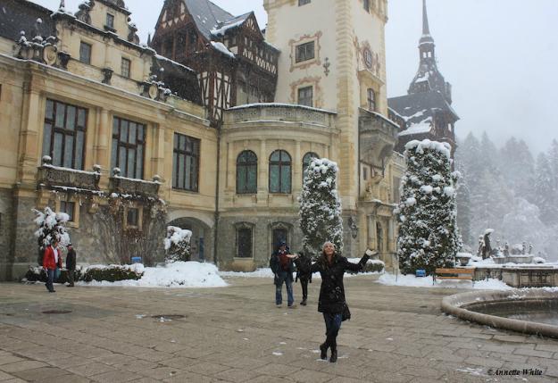 media_gallery-2015-09-1-3-Peles_Castle_outside_9d1ac0e2a1a29c61c3020f8f0cf547fe.jpg