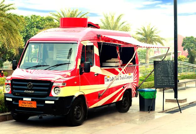 17 Top Food Trucks In India That Will Offer You Finger