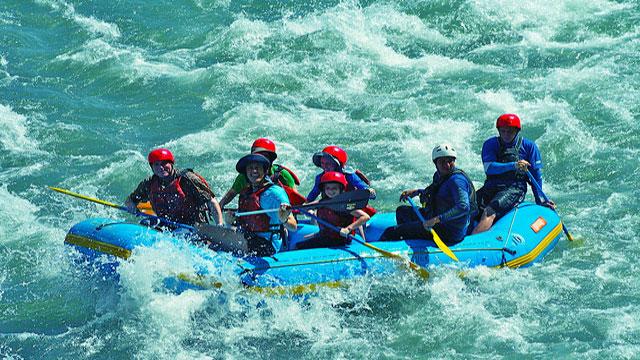 Activities To Chill Out With Friends In India: TripHobo