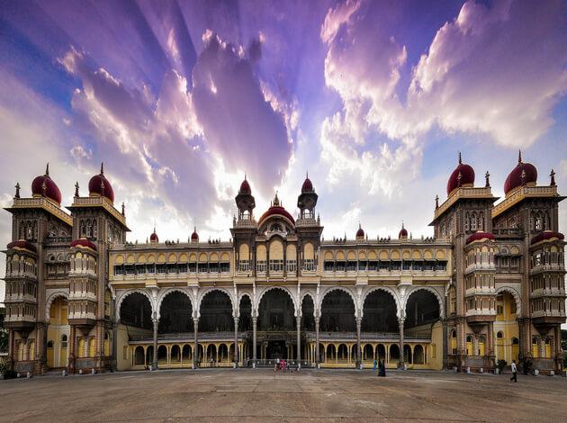 Mysore - place to visit in India under 10000