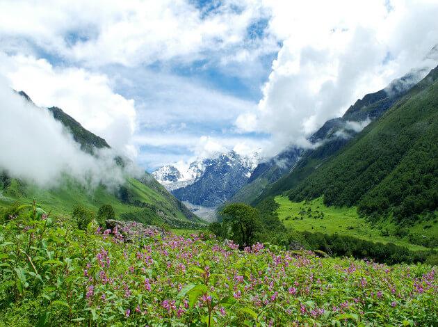 tourist places near me in rainy season