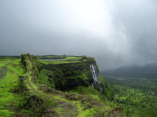 1 day treks near pune