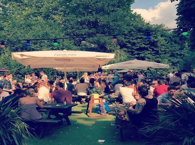 10 Best Beer Gardens In London: TripHobo