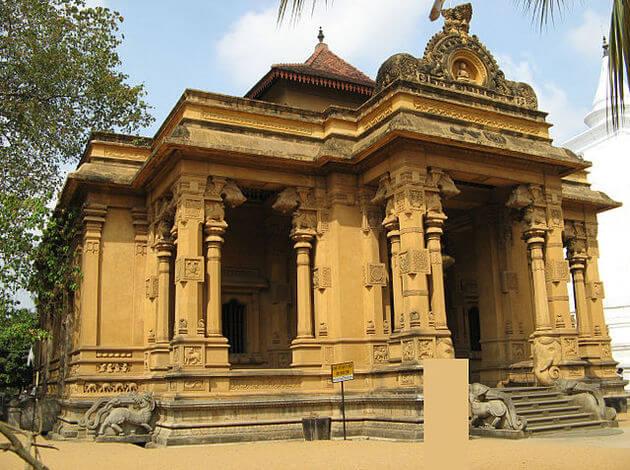 ancient temples in Sri Lanka