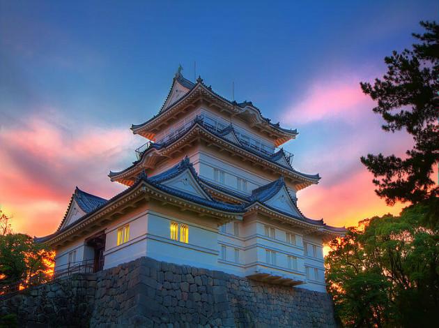 original-castles-in-japan-lets-travel