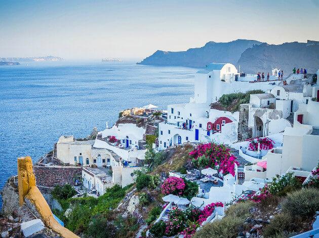 10 Best Islands In Europe TripHobo   Media Gallery 2016 10 13 17 Santorini 23ea9379a25e1fd653104fa3276a132a 