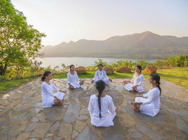 Best Yoga Retreats And Meditation Centres In India: TripHobo