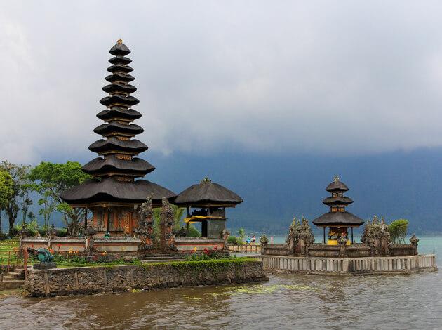 Pura Ulun Danu Bratan - Temple in Bali