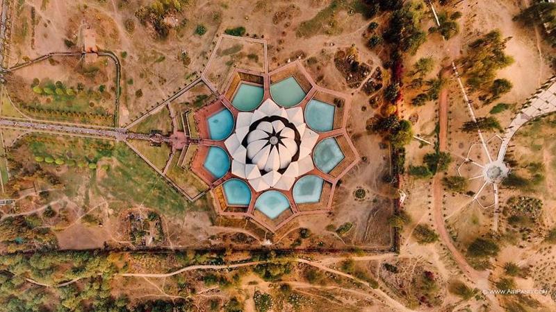 Lotus Temple-New Delhi-India