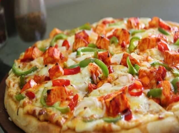 12 Best Pizza Places In Mumbai TripHobo