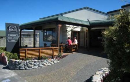 Hislops Hotel Image
