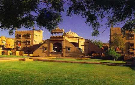 Hotel Heritage Inn Image