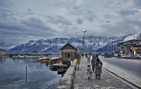 Boulevard Road Image