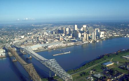 Mississippi River Image