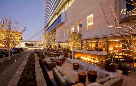 Magnolia Hotel Image