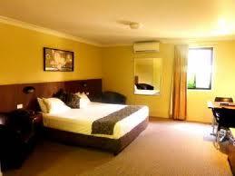 Rocky Resort Motor Inn Image