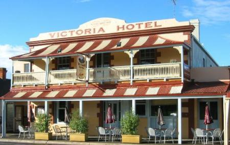 Victoria Hotel Bar Image