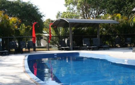 Ballina Beach Village Image